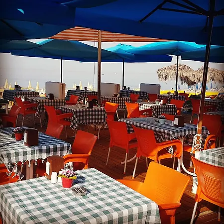 Miss Cleopatra Hotel