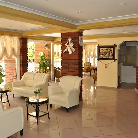 Miss Cleopatra Otel 2*