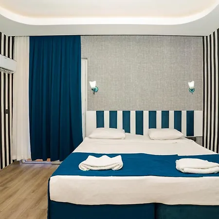 Miss Cleopatra Otel 2*